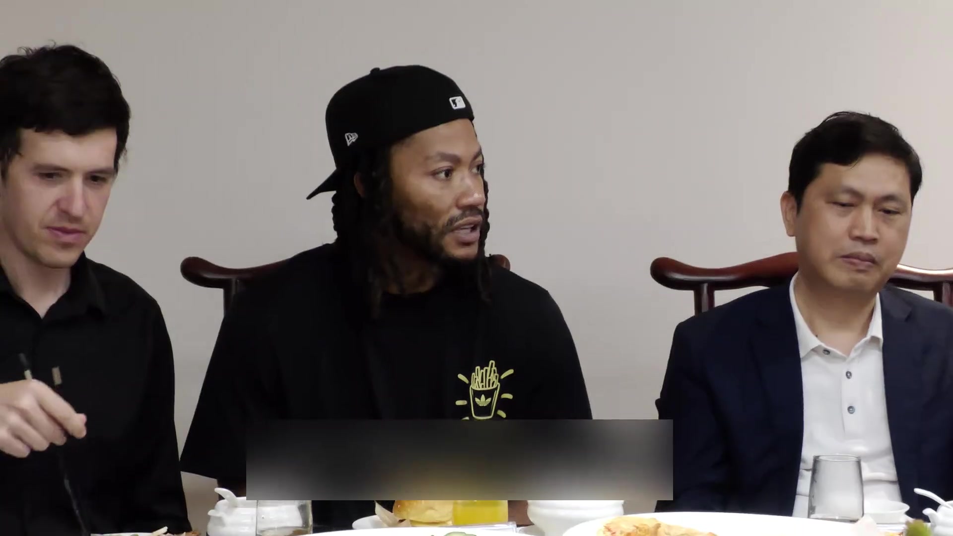 满满回忆！丁彦雨航与罗斯忆往昔 曾与乔治&巴特勒同场竞技