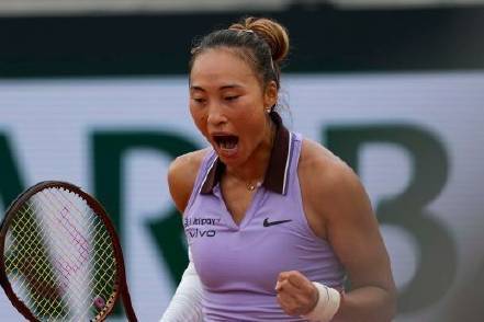 6-2、6-3，郑钦文2-0横扫晋级冲冠，法国网球公开赛夺得2连胜