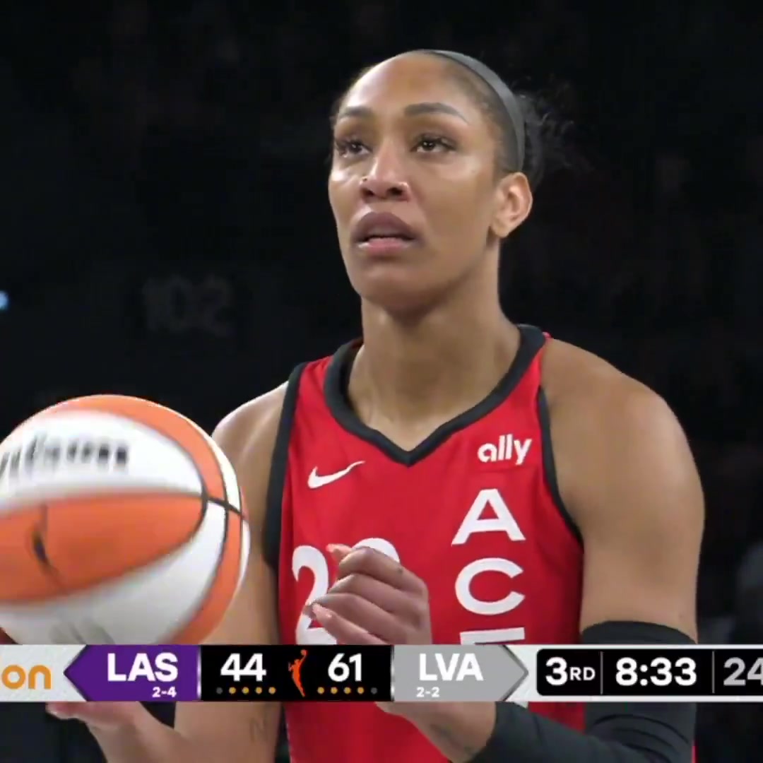 😱WNBA历史首人！阿德巴约女友18中12爆砍35分13板6助4断3帽！